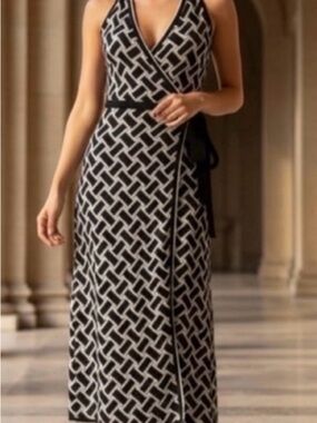 Diane Von Furstenberg Black & White Geometric Wrap Midi Dress
